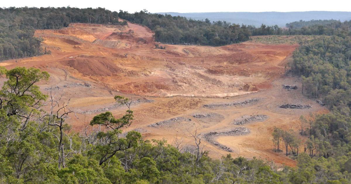 Bauxite mining impacts on bushwalking,hiking near Perth